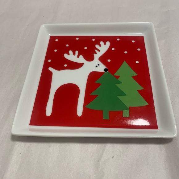 Crate&Barrel REINDEER Holiday Appetizer Dessert Plates. Discontinued. EUC - Picture 4 of 6